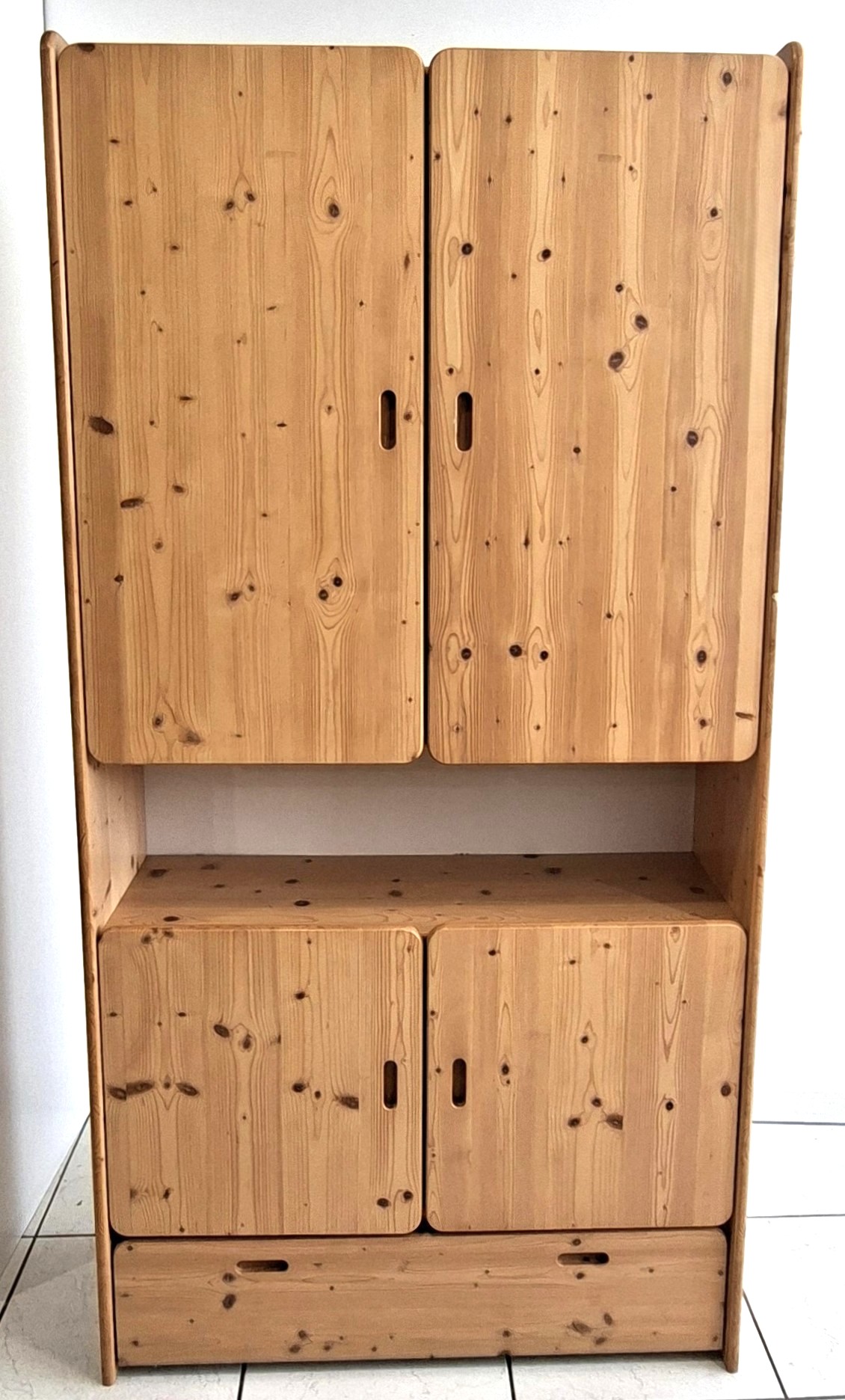 Armoire à habits - petit